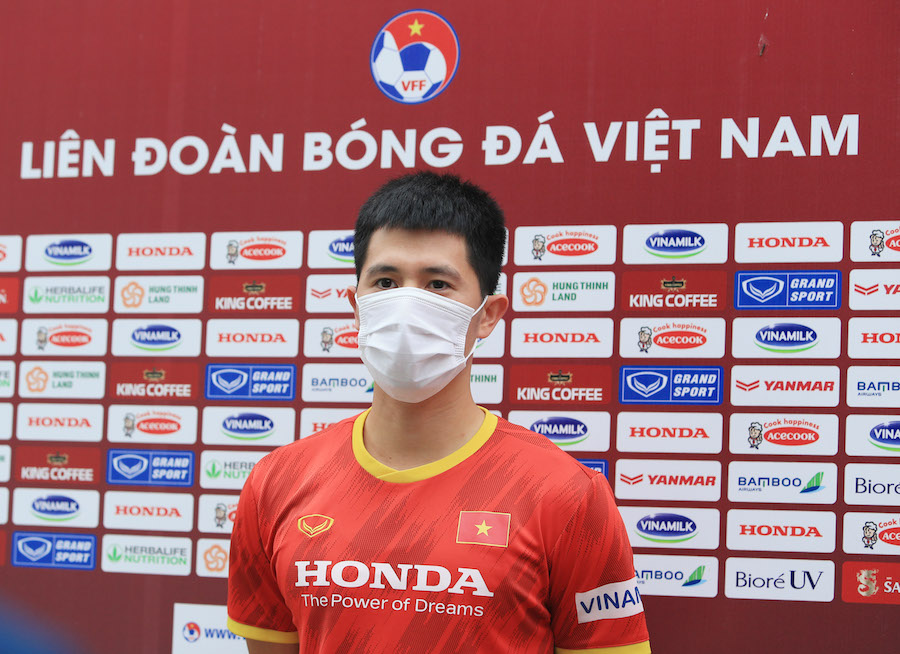 Đ&igrave;nh Trọng n&oacute;ng l&ograve;ng chạm tr&aacute;n với đội b&oacute;ng từng 6 lần dự World Cup 
