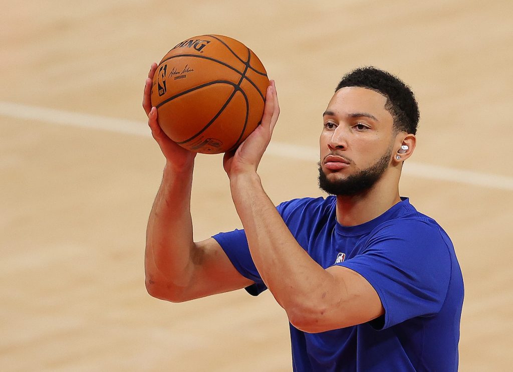 Ben Simmons gây ấn tượng mạnh trong buổi tập ném ba điểm