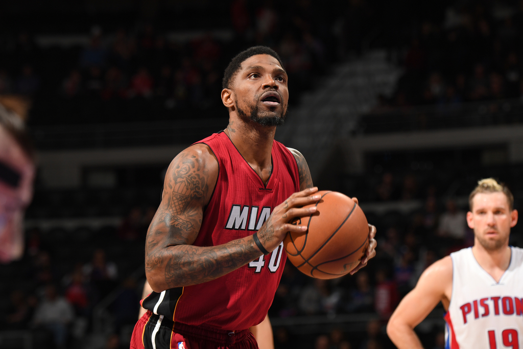 Lão tướng 41 tuổi Udonis Haslem gia hạn hợp đồng, thi đấu mùa thứ 19 cho Miami Heat