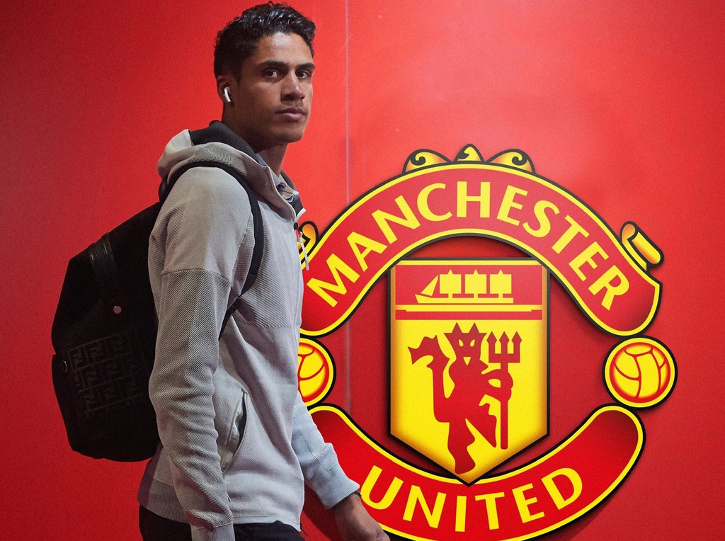 Tin chuyển nhượng MU mới nhất 12/8: Varane có thể ra sân vào cuối tuần