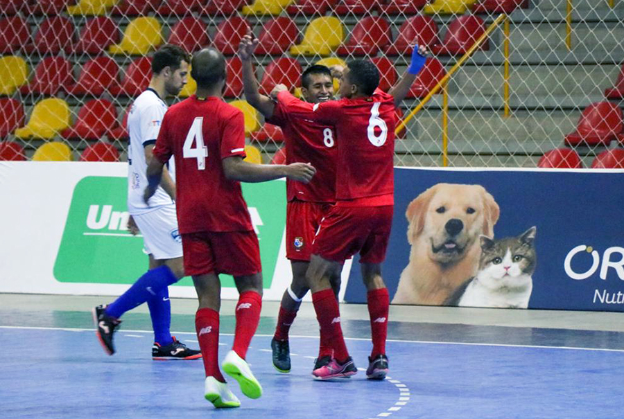 Đối thủ buộc phải thắng của futsal Việt Nam thắng giao hữu tưng bừng ở Brazil