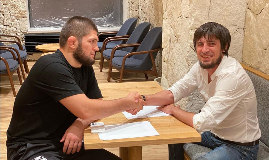 Khabib Nurmagomedov kí hợp đồng với CLB bóng đá nhà nghề Nga