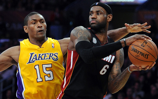 LeBron tha thiết trở thành đồng đội với Metta World Peace nhưng vẫn bị từ chối