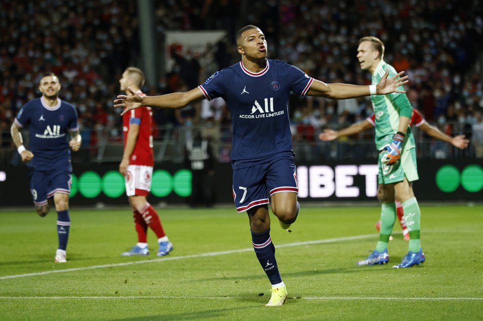 Video Highlight Brest vs PSG, bóng đá Ligue 1