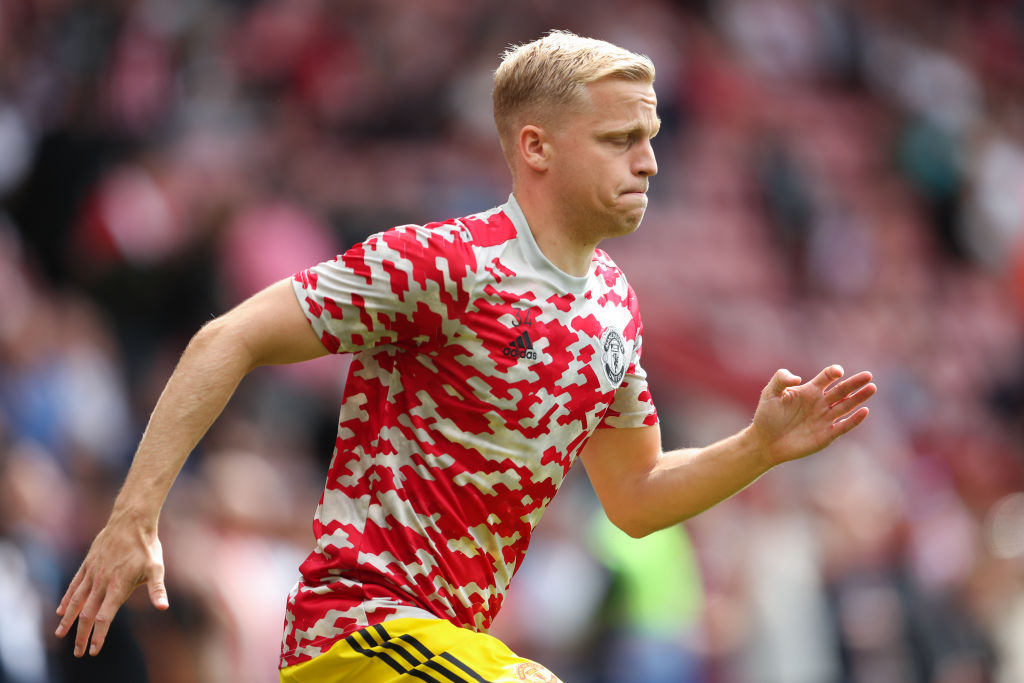Tin chuyển nhượng MU mới nhất 26/8: Van de Beek có thể bị đem bán