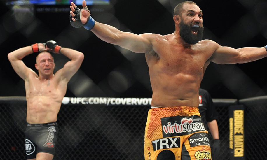 Georges St Pierre tiết lộ UFC từng bao che Johnny Hendricks bỏ kiểm tra chất cấm