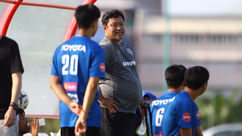 HLV từng gieo sầu lứa Công Phượng ở SEA Games 29 dẫn dắt U23 Thái Lan