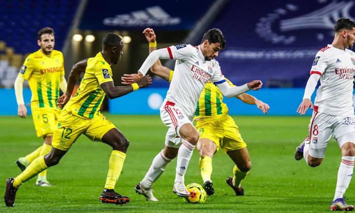 Trực tiếp bóng đá Nantes vs Lyon trên kênh nào?