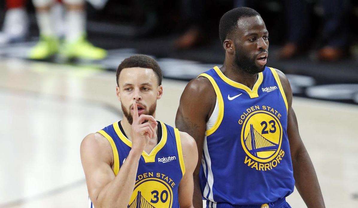Bị chỉ trích vì không biết ghi điểm, Draymond Green lôi Curry vào làm lý do