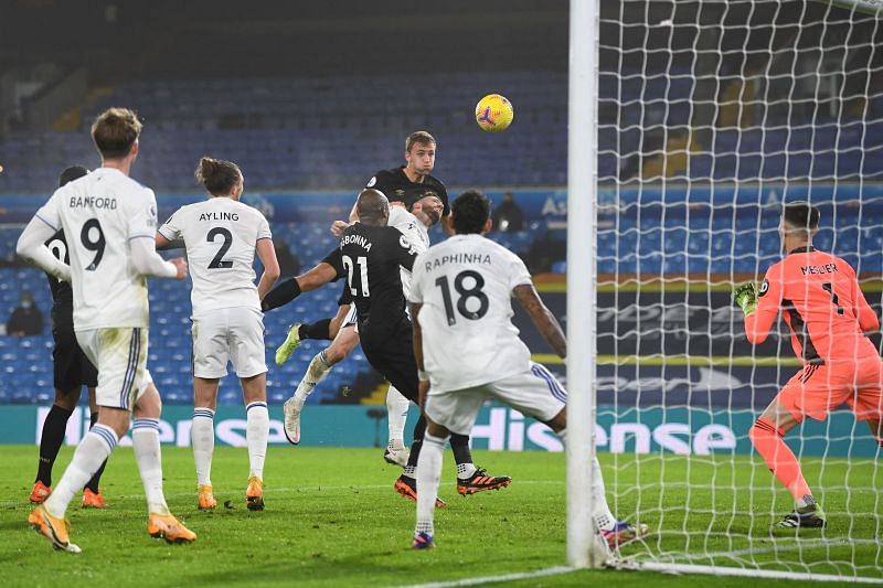 Lịch trực tiếp Bóng đá TV hôm nay 17/9: Newcastle vs Leeds
