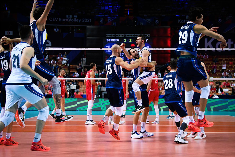 Chung kết bóng chuyền VĐ châu Âu 2021: Sức trẻ Italia hay Slovenia phá dớp?