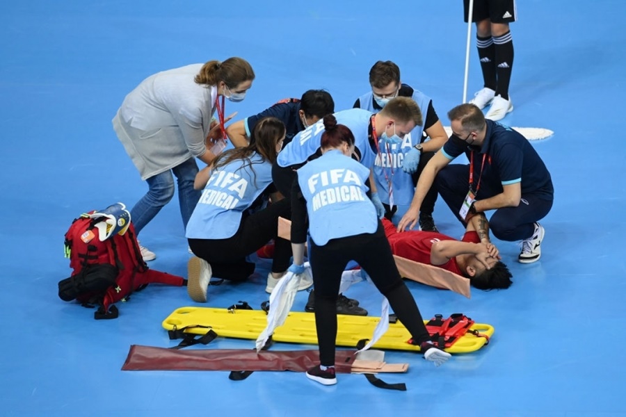 Hành động đẹp của futsal Việt Nam với Vũ Đức Tùng ở World Cup 2021