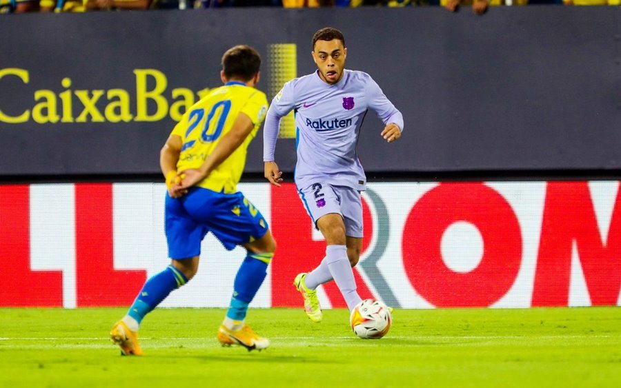 Đội hình ra sân Barcelona vs Levante: Depay lĩnh xướng hàng công