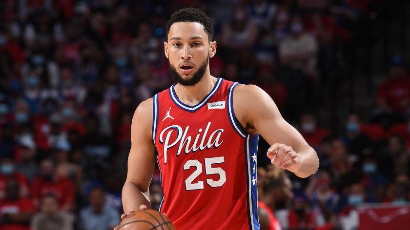 Philadelphia 76ers giam lương, bắt Ben Simmons trở lại bằng được