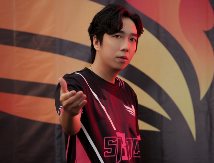 Tin chuyển nhượng LMHT 5/10: HLV Violet rời SBTC Esports Tin chuyển nhượng LMHT 5/10: HLV Violet rời SBTC Esports