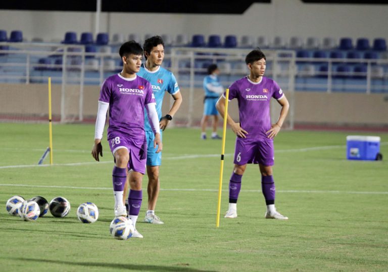 Quế Ngọc Hải trở lại, Hồ Tấn Tài tự tin có điểm trước Oman