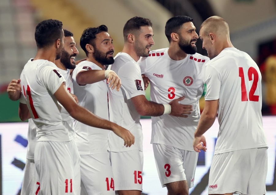 Đội bóng "đồng cảnh ngộ" với Việt Nam gây sốc ở vòng loại World Cup 2022
