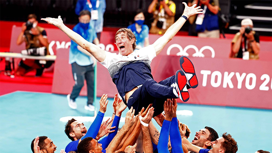 Hành trình 9 năm đưa bóng chuyền Pháp lên đỉnh Olympic của HLV Laurent Tillie Hành trình 9 năm đưa bóng chuyền Pháp lên đỉnh Olympic của HLV Laurent Tillie