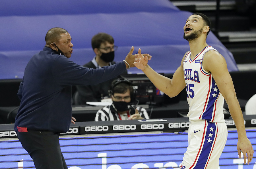 Ben Simmons vs 76ers gặp mặt nhưng vẫn không tìm được tiếng nói chung