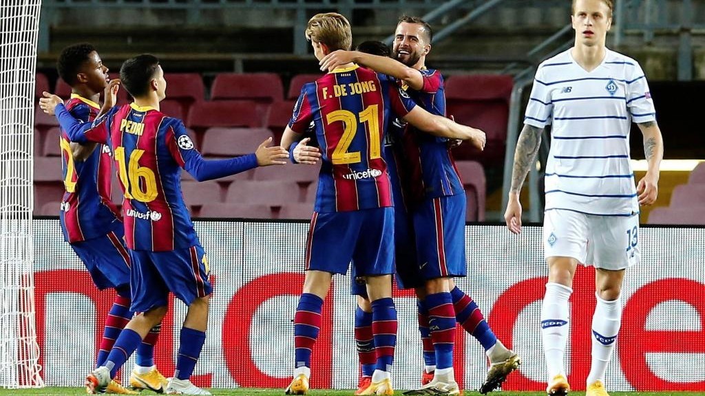 Đội hình ra sân Barcelona vs Dinamo Kiev: Depay đá chính