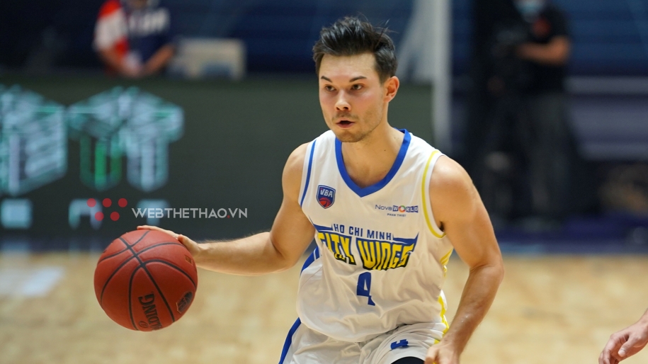 Vincent Nguyễn phá một loạt career-high, HCMC Wings vẫn thua sát nút Saigon Heat