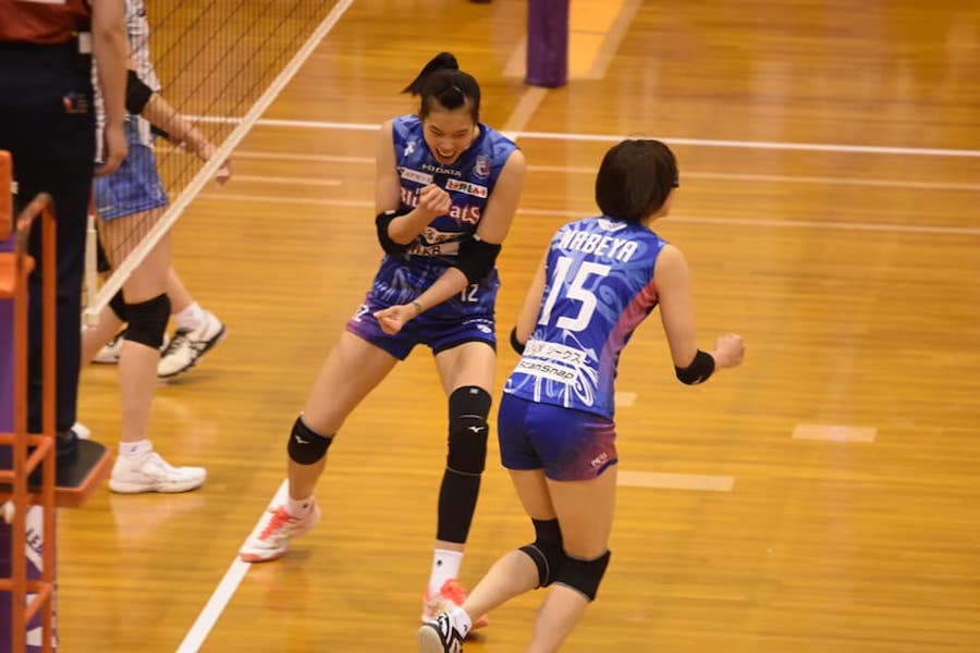 Các ngoại binh như Thanh Thúy có thu nhập như thế nào khi thi đấu tại Nhật Bản?