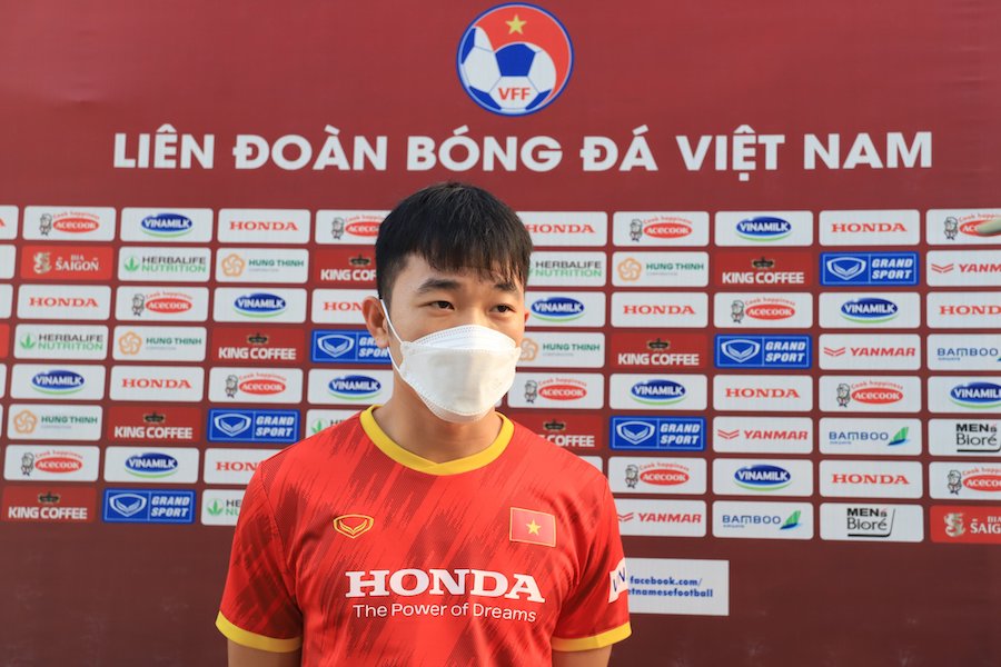 Lương Xuân Trường hé mở lối chơi của tuyển Việt Nam đấu Nhật Bản