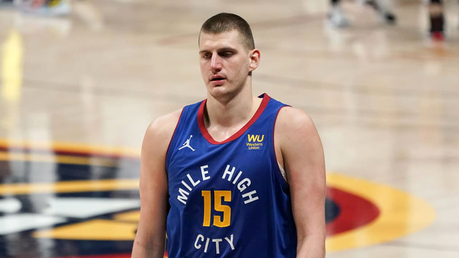 Denver Nuggets sụp đổ mỗi khi Nikola Jokic rời sân, HLV lo ngại MVP sẽ sớm kiệt sức