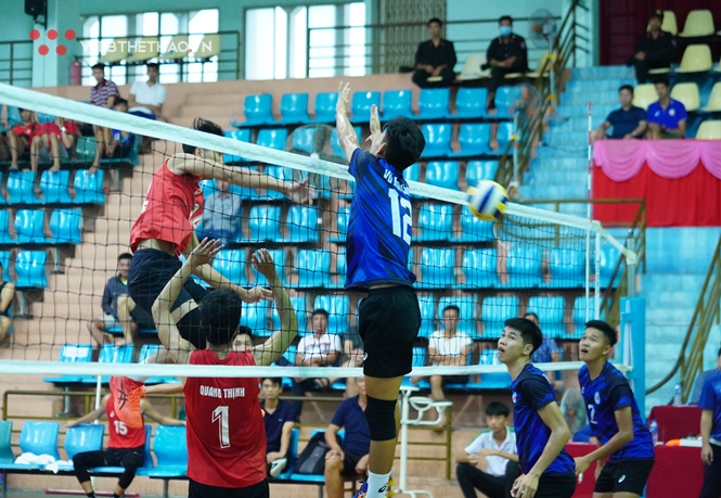 C&aacute;c đội li&ecirc;n tục xin r&uacute;t khỏi VCK giải hạng A to&agrave;n quốc, Li&ecirc;n đo&agrave;n B&oacute;ng chuyền Việt Nam n&oacute;i g&igrave;?