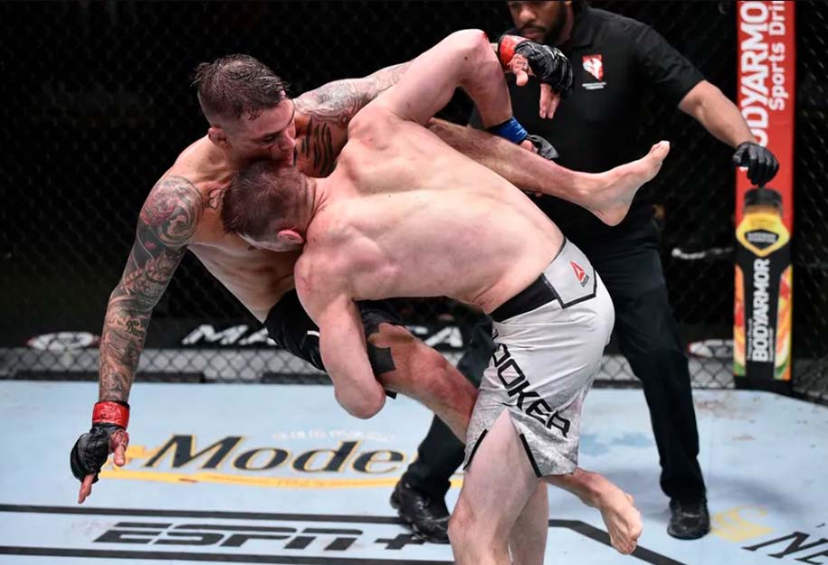 UFC 269: Charles Oliveira chỉ ra điểm trừ bị bỏ qua của Dustin Poirier