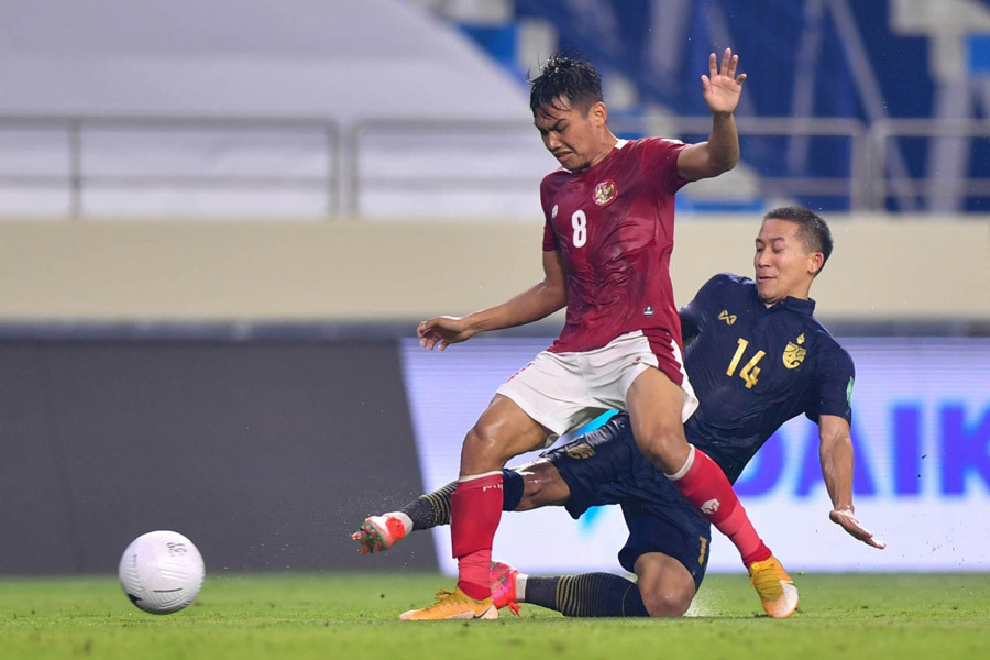 AFF Cup 2020: Tuyển Thái Lan mất cân bằng giữa các tuyến