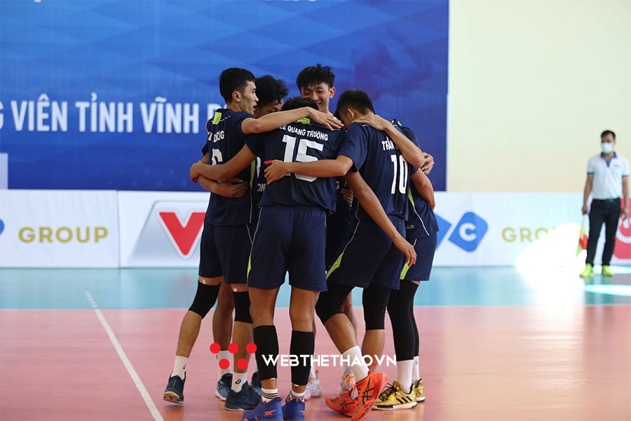 Đánh bại Quân khu 3, Nam Vĩnh Long có trận thứ 10 toàn thắng tại giải bóng chuyền hạng A 2021 Đánh bại Quân khu 3, Nam Vĩnh Long có trận thứ 10 toàn thắng tại giải bóng chuyền hạng A 2021