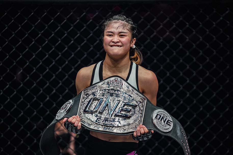 Stamp Fairtex lập kì tích vô địch 3 thể thức ONE Championship, thách thức Angela Lee