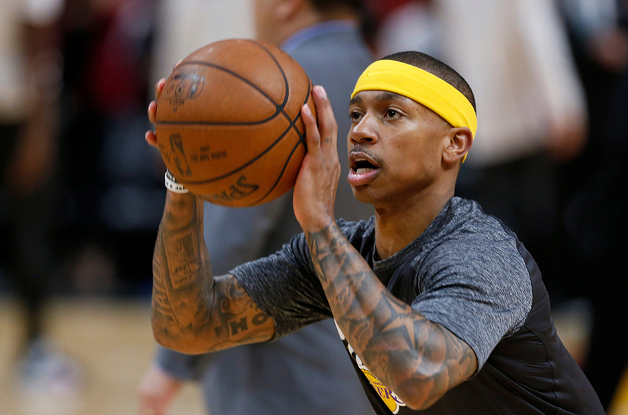 Khủng hoảng lực lượng tại Lakers: Mất Russell Westbrook, trao cơ hội cho Isaiah Thomas?