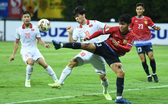Th&acirc;́t bại ở AFF Cup 2020, HLV Kiatisuk sợ c&acirc;̀u thủ HAGL 