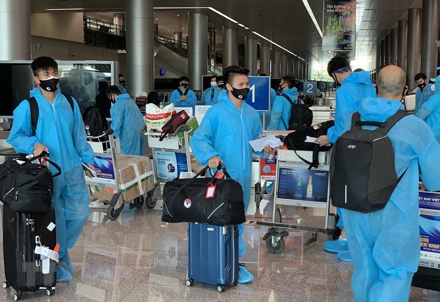 Dừng bước ở bán kết AFF Cup 2020, khi nào tuyển Việt Nam về nước?