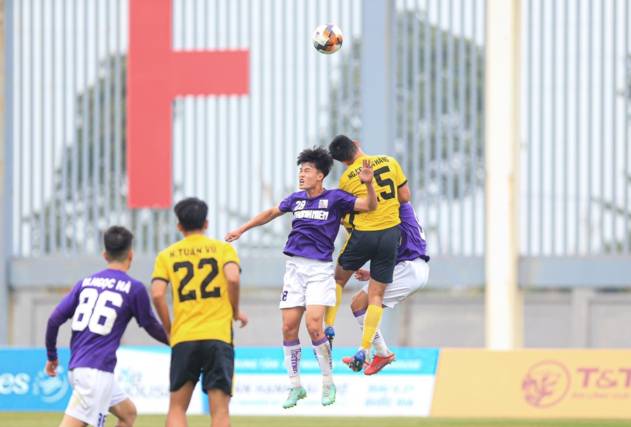 K&ecirc;́t quả U21 H&agrave; Nội 0-1 U21 Nutifood: Th&acirc;̀y cũ C&ocirc;ng Phượng l&ecirc;n ng&ocirc;i v&ocirc; địch