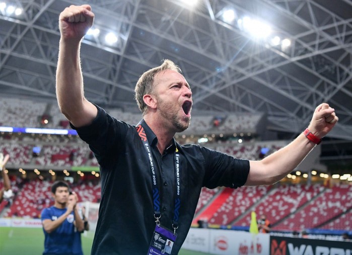 HLV Polking được thưởng lớn, thách thức Việt Nam ở AFF Cup 2022