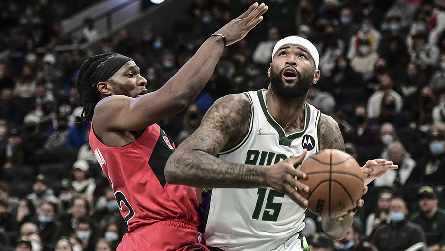 Vì sao DeMarcus Cousins đang chơi tốt lại bị Milwaukee Bucks gạch tên khỏi đội?
