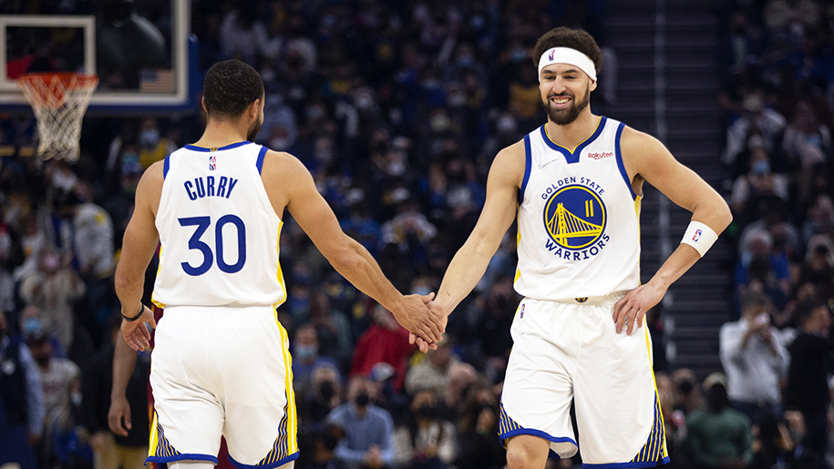 Klay Thompson cán mốc 3 điểm mới trong ngày tái xuất, hội ngộ cùng Stephen Curry