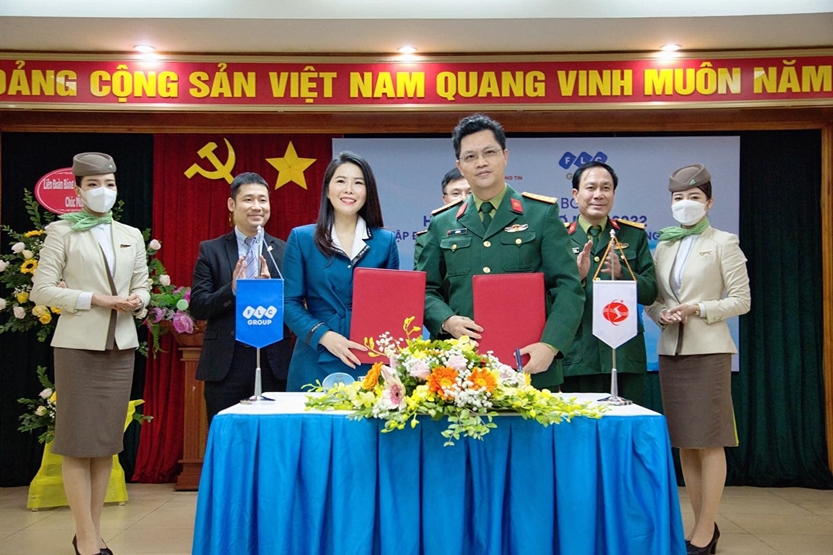 Đội b&oacute;ng chuyền nữ BTL Th&ocirc;ng tin FLC tiếp tục nhận t&agrave;i trợ 