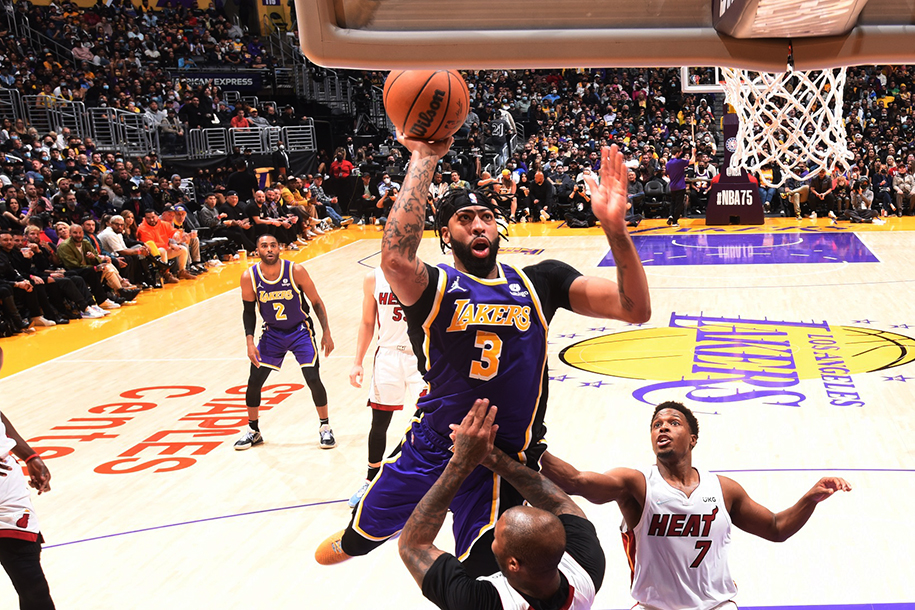 Nhận định bóng rổ NBA 2021-22: Los Angeles Lakers vs Miami Heat (ngày 24/1 6h00)