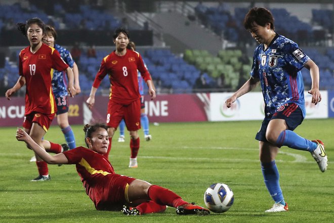 Thua cả hai trận, tuyển nữ Việt Nam rộng cửa đi tiếp ở Asian Cup 2022