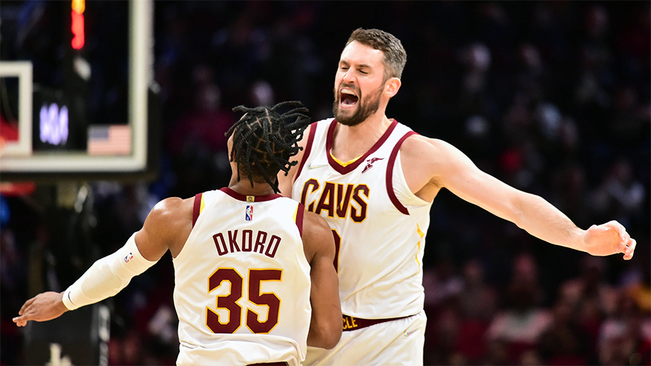 Ấm lòng hình ảnh cựu sao Kevin Love hồi sinh tại đội bóng ngựa ô Cleveland Cavaliers