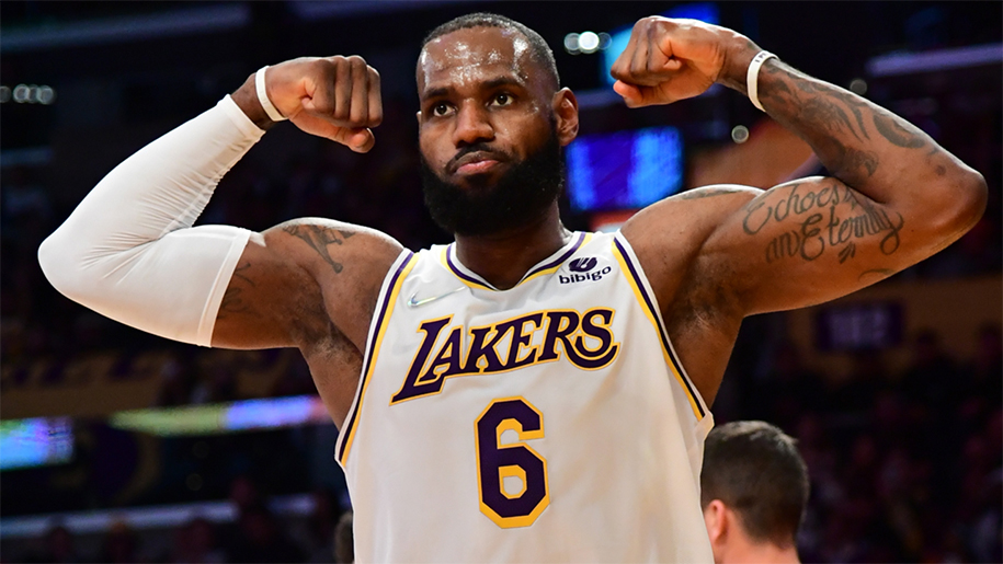Đang “vào zone" cực mạnh ở tuổi 37, LeBron James quyết duy trì mạch trận thăng hoa