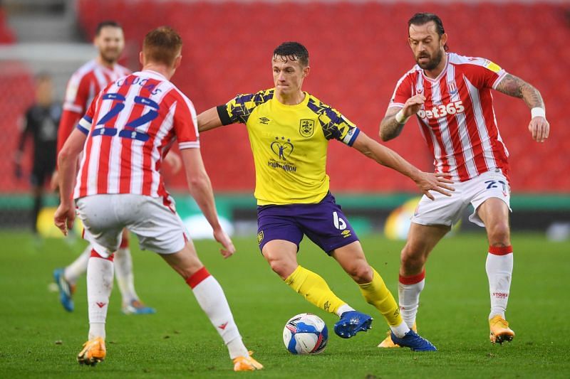 Nhận định Huddersfield vs Stoke: Phá dớp đối đầu