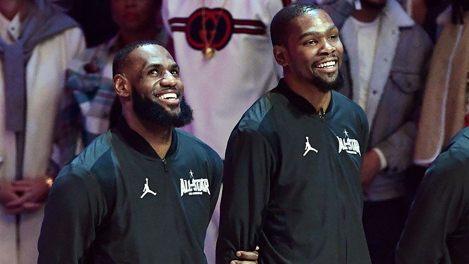 Công bố 10 cầu thủ xuất phát NBA All-Star 2022: Chào đội trưởng Durant và LeBron Công bố 10 cầu thủ xuất phát NBA All-Star 2022: Chào đội trưởng Durant và LeBron