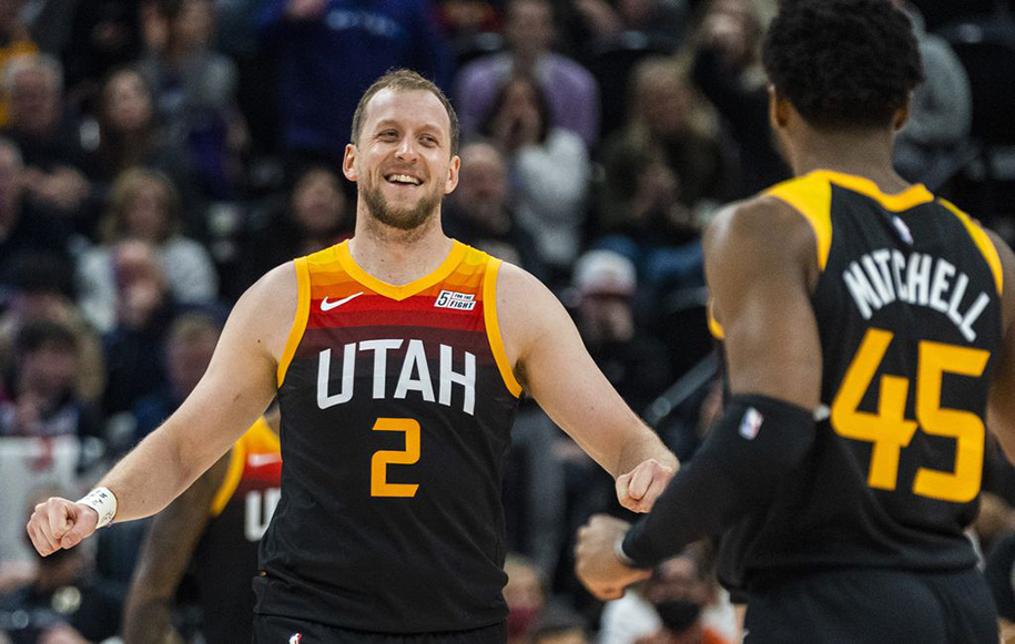 Utah Jazz bắt tay với Blazers và San Antonio: Năm cầu thủ có bến đỗ mới Utah Jazz bắt tay với Blazers và San Antonio: Năm cầu thủ có bến đỗ mới