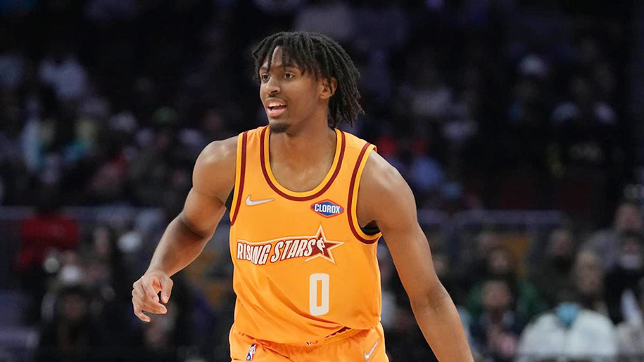 Video: Hai tài năng trẻ tấu hài không tưởng tại NBA Rising Star Challenge 2022