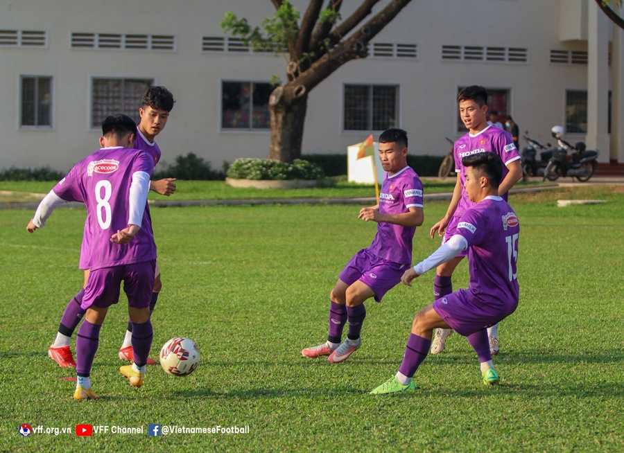 Lịch thi đấu U23 Đông Nam Á 2022 hôm nay 19/2: Việt Nam vs Singapore đá mấy giờ?
